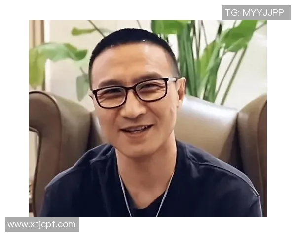 韩国足球明星宋钟国被曝出轨事件引发舆论热议与公众关注 韩国足球明星宋钟国被曝出轨事件引发舆论热议与公众关注