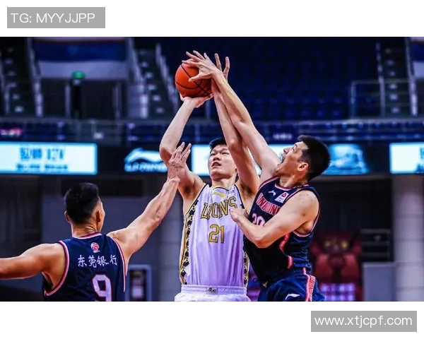 日本队与恒大激战正酣谁能在这场较量中笑到最后 日本队与恒大激战正酣谁能在这场较量中笑到最后